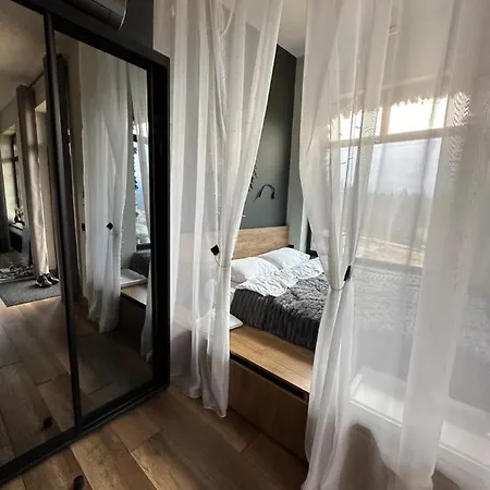 Chilloutzone будинок з безкоштовнім чаном-джакузі Holiday home Slavske