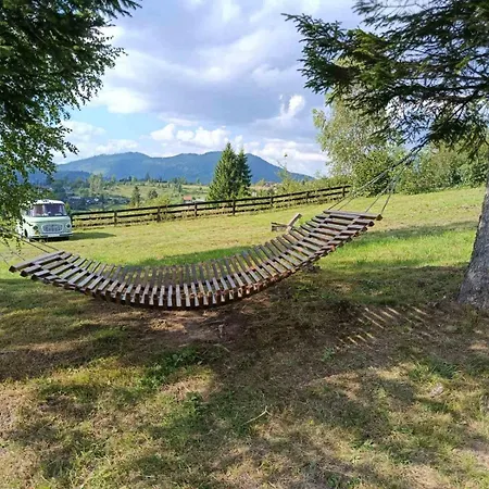 Chilloutzone будинок з безкоштовнім чаном-джакузі Slavske